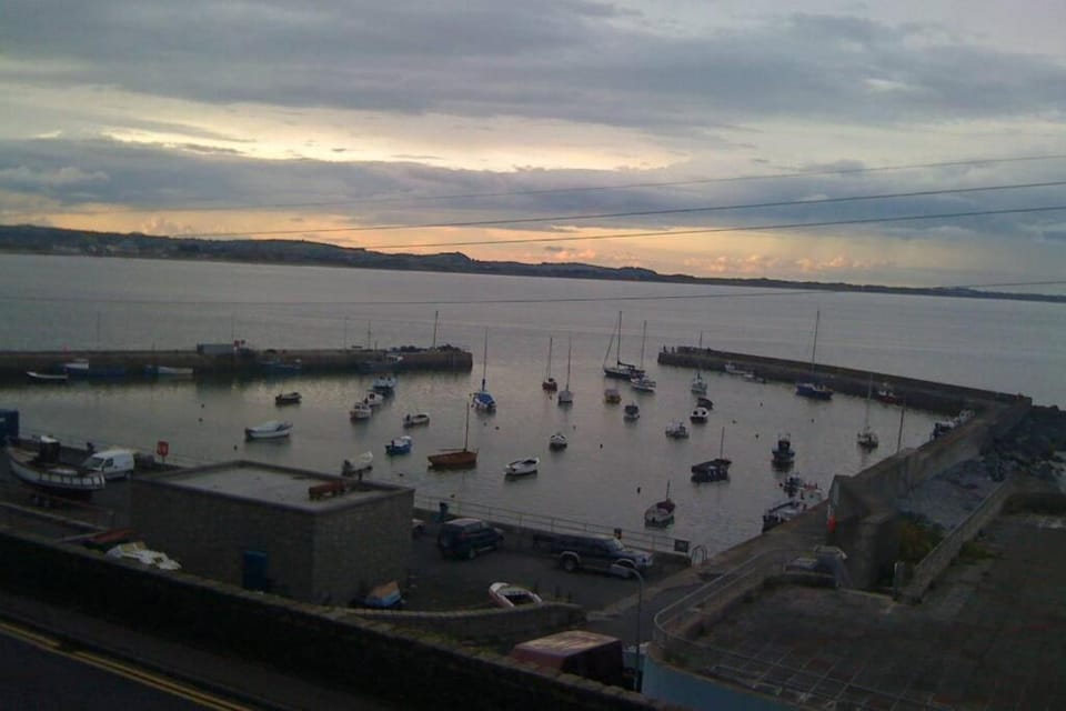 Hillhead House, 4* Rated NITB - Stunning Sea Views House in Northern Ireland