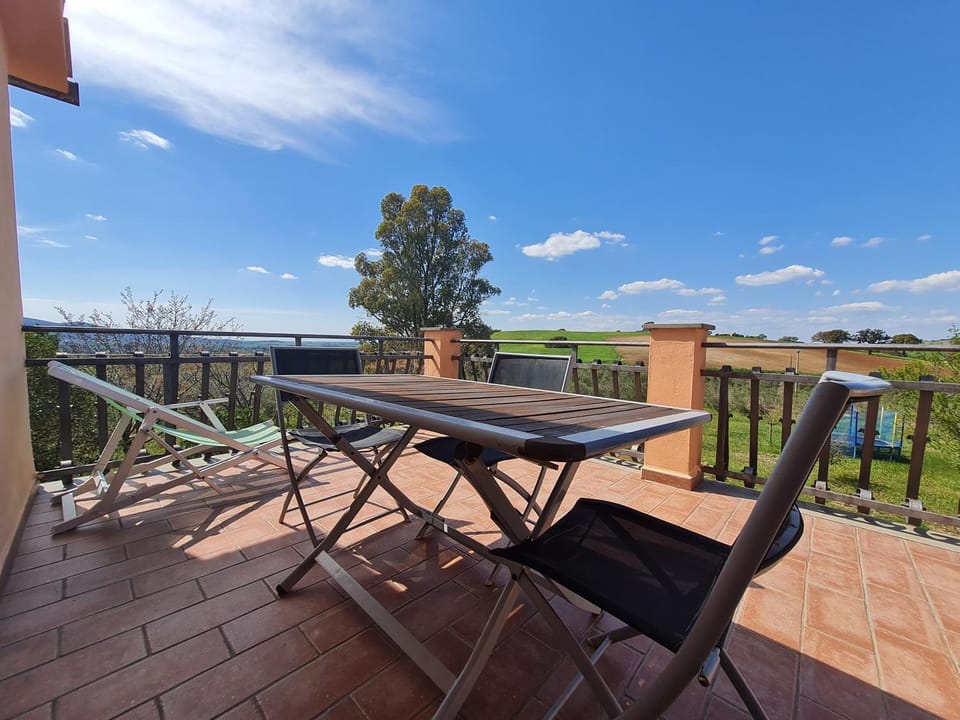 View (from property/room), Balcony/Terrace