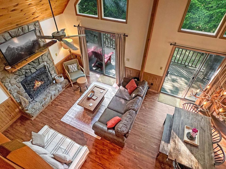 Free Brewery Tour Passes - Secluded Cabin - Convenient to Fontana Lake Cabin in Stecoah