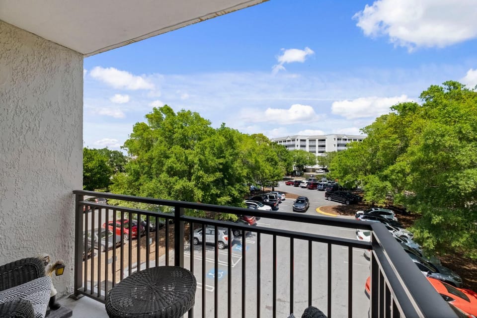 Relax By Pool: Harbour Town Resort Condo House in Hilton Head Island