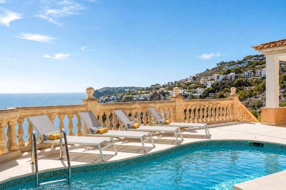 Sea view, Swimming pool