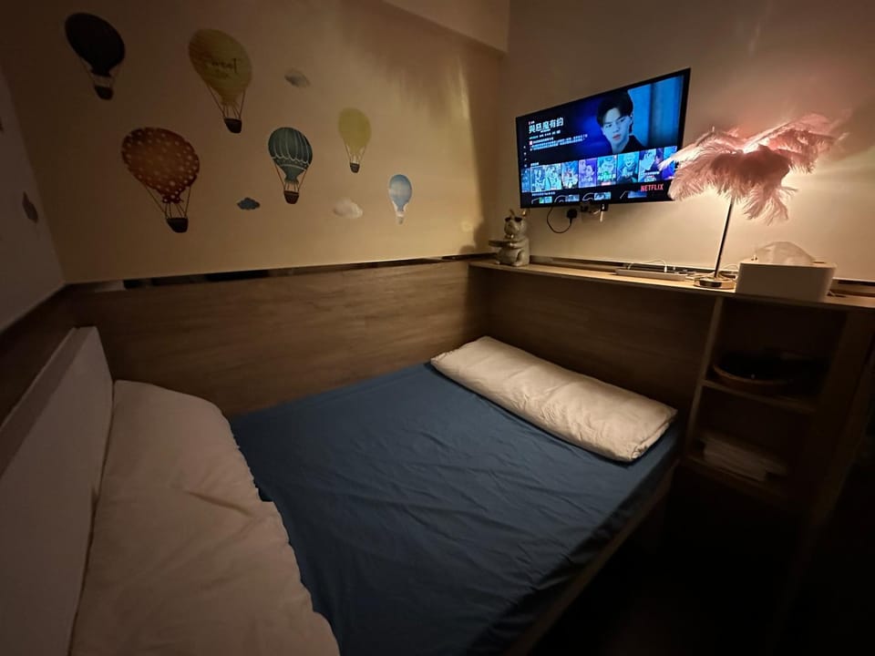 Royal Paris Guest House 皇家巴黎賓館 Inn in Hong Kong