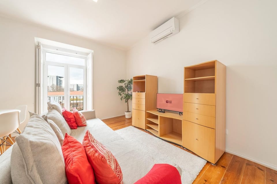 GuestReady - Saldanha Building Tower Apartment in Lisbon