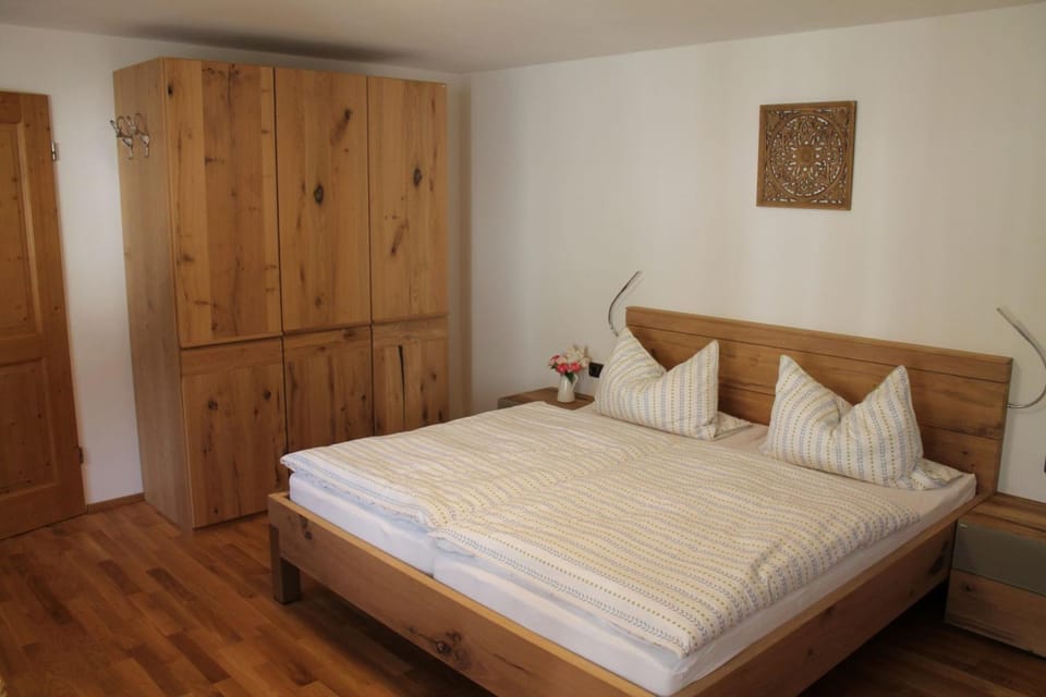 Pension Neuhausen Bed and Breakfast in Schönau am Königssee