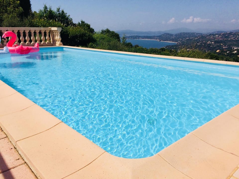 Pool view, Swimming pool