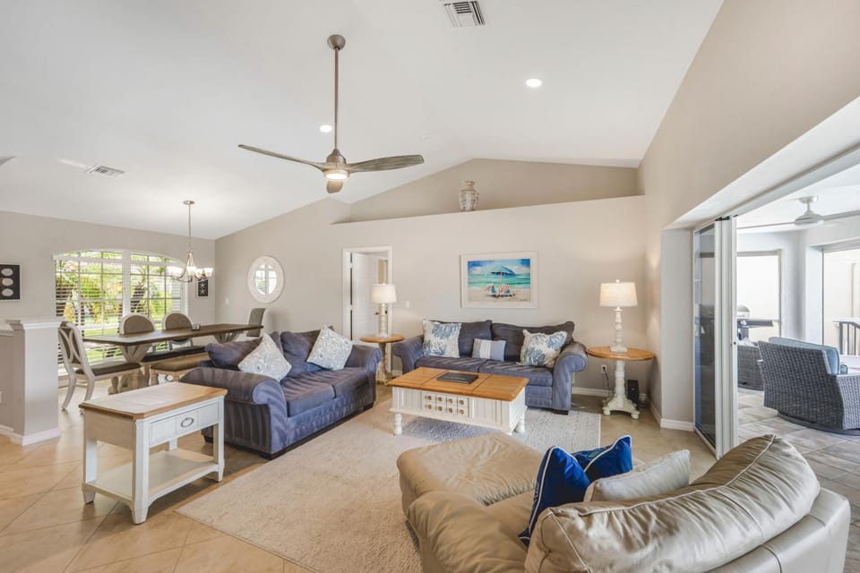 Peaceful Waterfront home with pool and steps to beach House in Marco Island