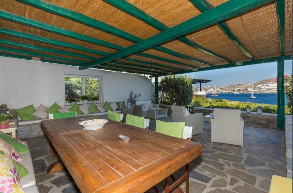 Patio, Day, View (from property/room), Balcony/Terrace, Seating area, Dining area, Sea view