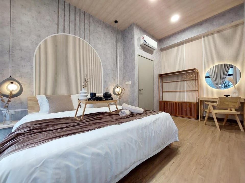 Photo of the whole room, Bedroom, air conditioner