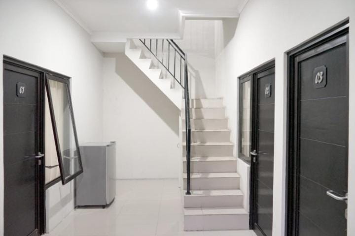 DPARAGON PAMELA 4 Hostel in Special Region of Yogyakarta
