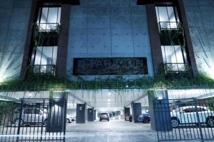 DPARAGON POGUNG B Hostel in Special Region of Yogyakarta