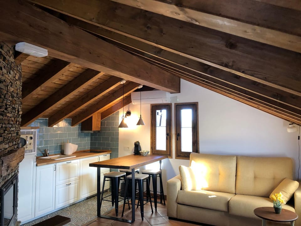 Kitchen or kitchenette, Living room, Dining area