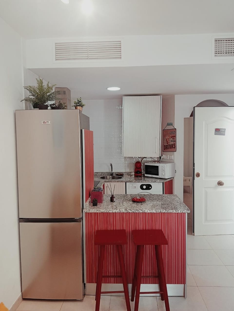 MONICA BEACH laguna Beach VERA Apartment in Andalusia