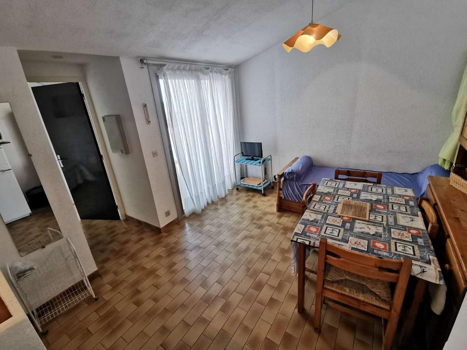 Résidence Les Zodiaques - Appartement 2 Pièces 4 couchages PORT LEUCATE. Réf: 1ZOD_K7 MAE-4904 Apartment in Le Barcarès