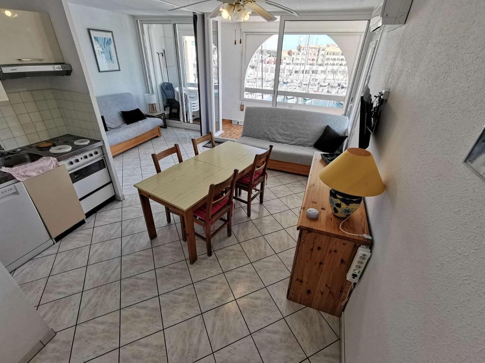 Résidence Terrasses De La Mediterranee 1 - 2 Pièces 5 couchages PORT LEUCATE MAE-5054 Apartment in Leucate