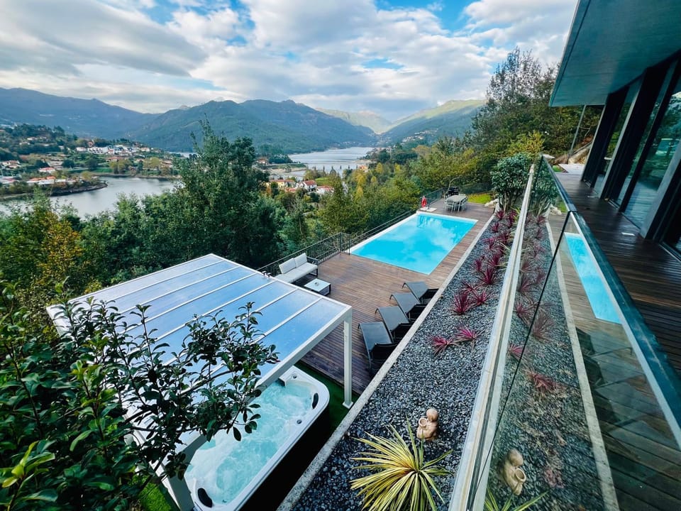 Alynes 2 Villa individuelle, piscine, spa, sauna panoramique Villa in Viana do Castelo District, Portugal