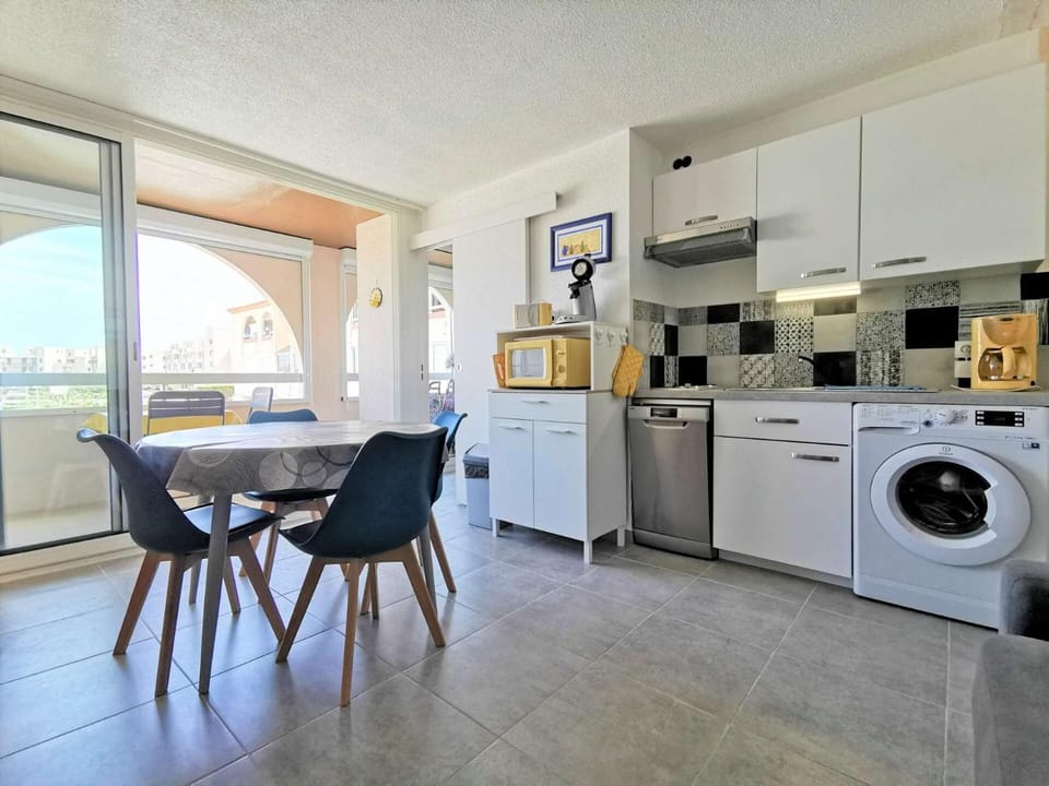 Résidence Terrasses De La Mediterranee 3 - APPT T2 CAB OU MEZZ 4 couchages PORT LEUCATE MAE-5434 Apartment in Leucate