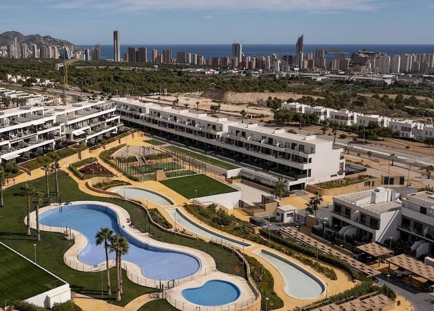 Casa Holiday Finestrat - 3 bedroom flat with common pool House in Marina Baixa