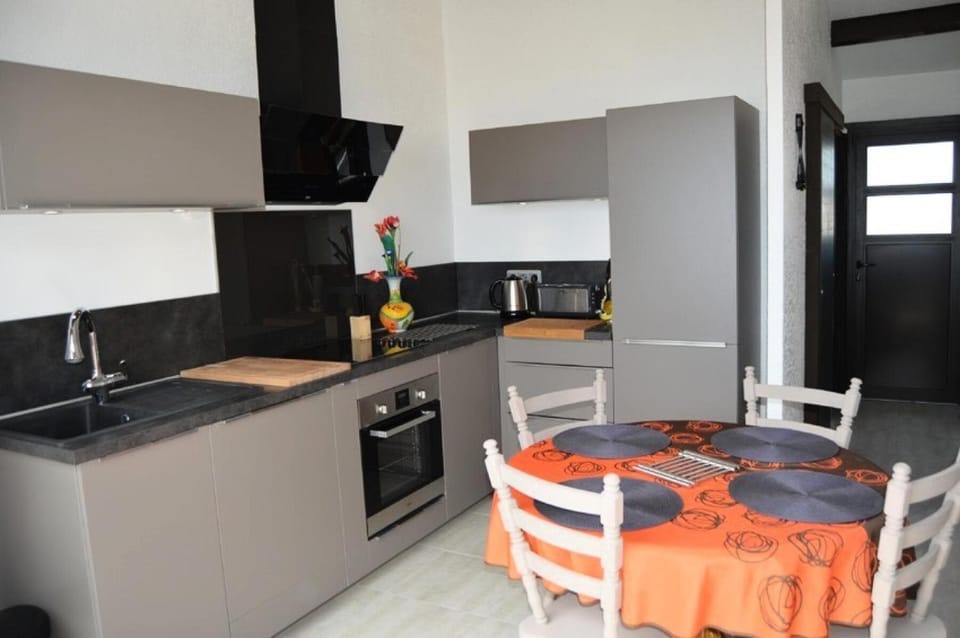 Résidence Maisons De La Mer 2 - Magnifique appartement avec vue sur mer pour 4 personnes à Port Leucate. Réf: 1MM2_254 MAE-6024 Apartment in Leucate