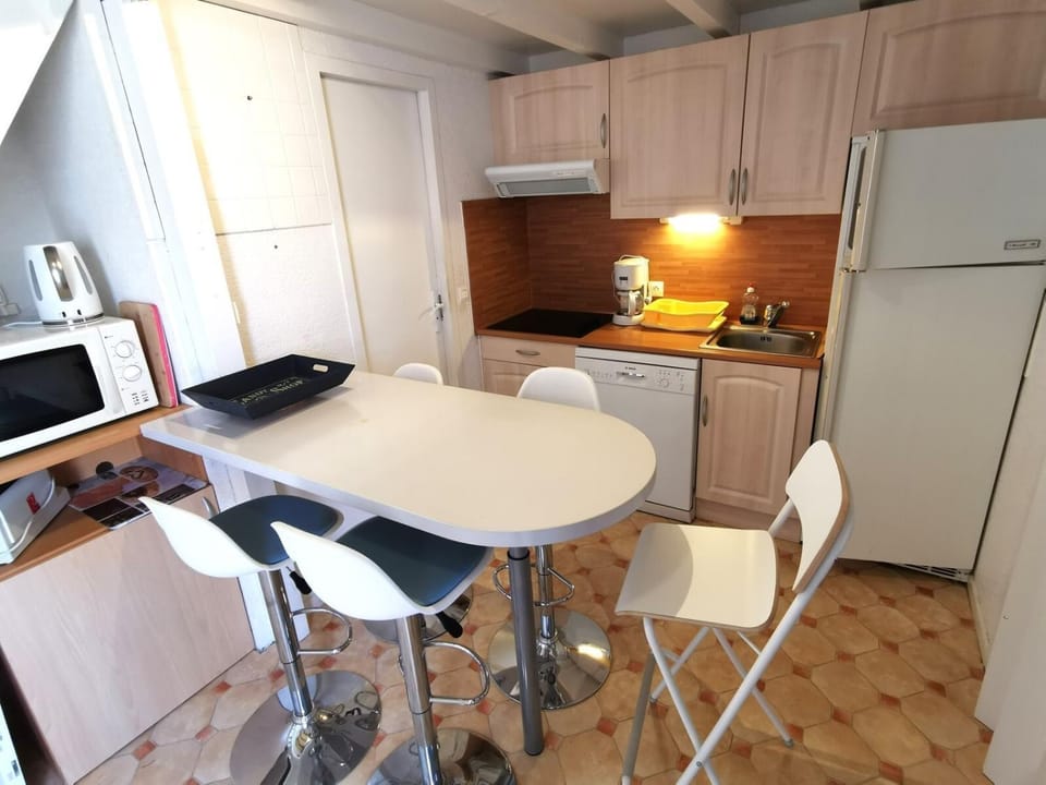 Résidence Equateur - APPT T2 CAB OU MEZZ 6 couchages PORT LEUCATE. Réf: 2MS3_113 MAE-6234 Apartment in Leucate