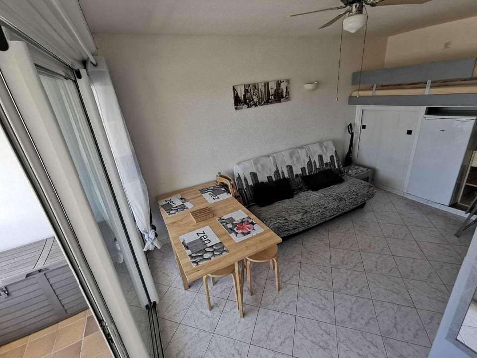Résidence Terrasses De La Mediterranee 1 - 2 Pièces 4 couchages PORT LEUCATE MAE-6794 Apartment in Leucate