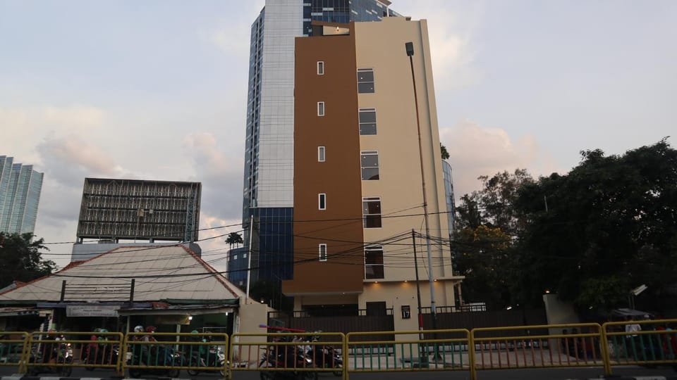 DJURAGAN KAMAR SLIPI Hostel in Jakarta
