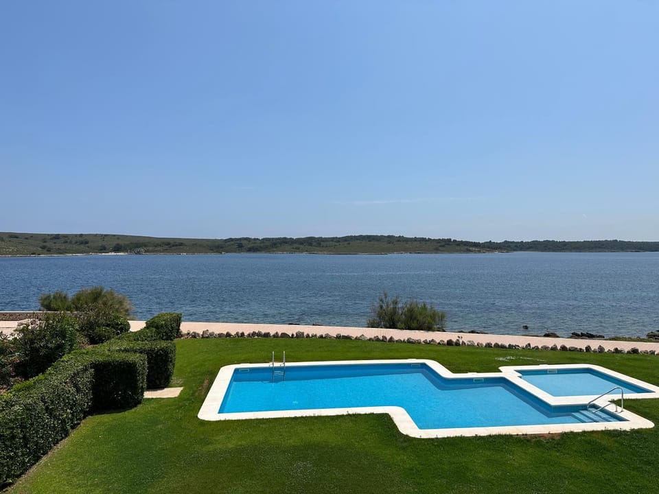 Sea view, Swimming pool