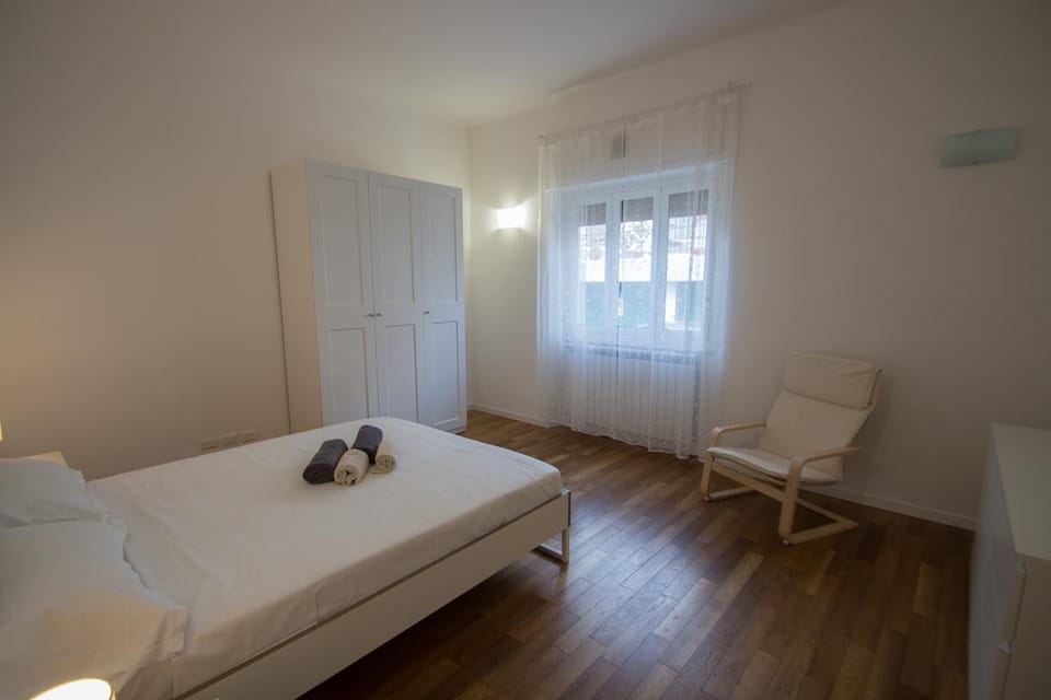 Appartamento con giardino a 50mt dal mare Apartment in Varazze