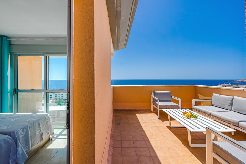 View (from property/room), Balcony/Terrace, Sea view