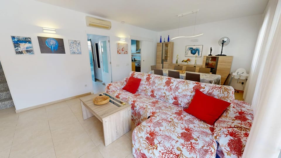 Villa Arenal Villa in Baix Ebre