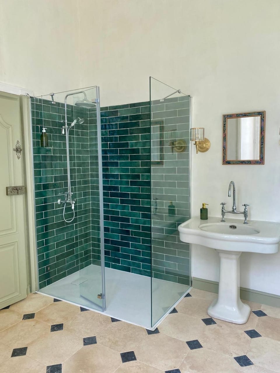 Chateau du Fraisse Bed and Breakfast in Nouvelle-Aquitaine