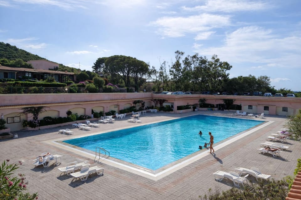 Pool view, Swimming pool