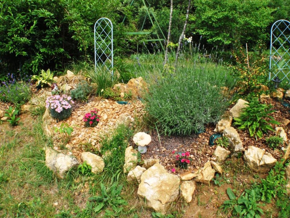 Maison de campagne proche de la Dordogne avec grand jardin et cheminée - FR-1-616-61 House in Occitanie