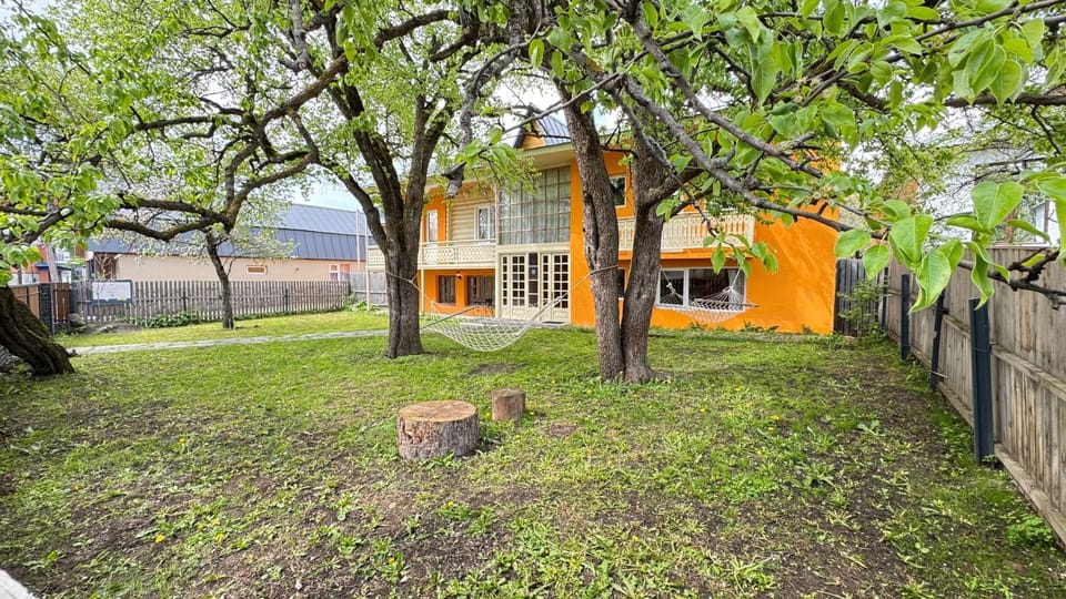 Property building, Spring, Day, Natural landscape, Garden view