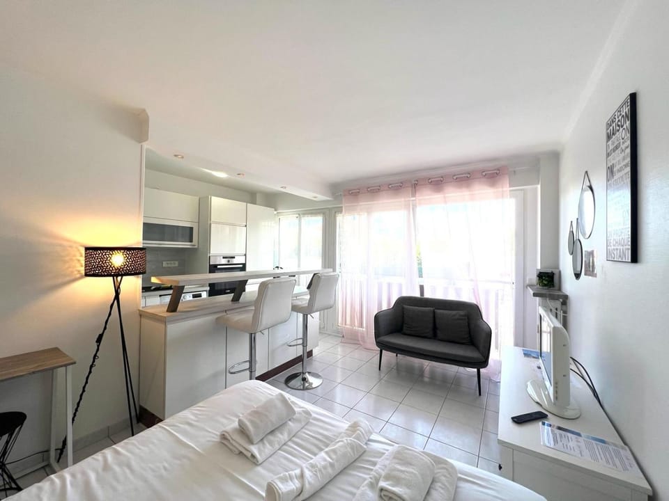 Nice Studio near the sea Roquebrune Cap Martin House in Roquebrune-Cap-Martin