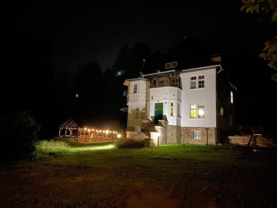 Property building, Night