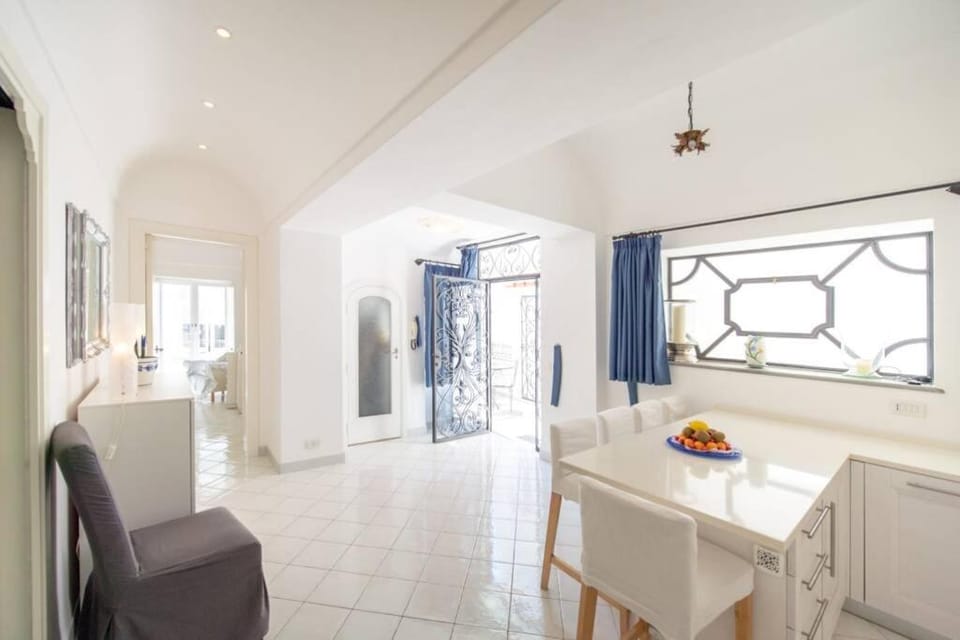 Casa Vacanza Al Centro di Capri House in Marina Grande