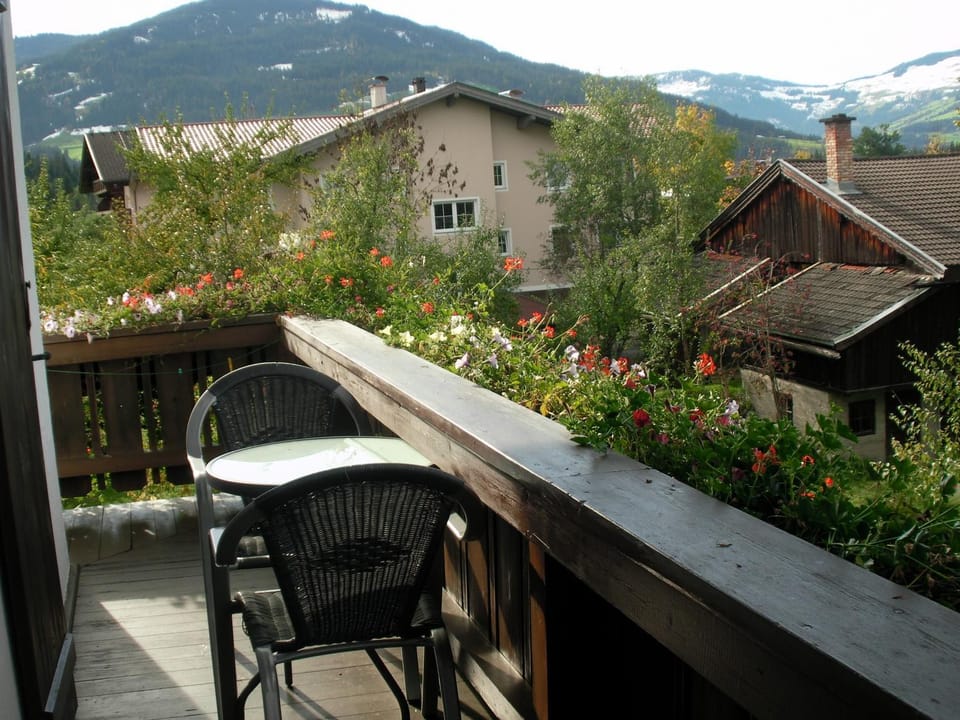 View (from property/room), Balcony/Terrace