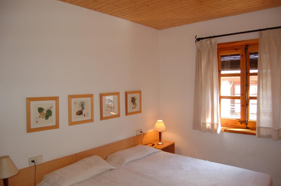 Day, Photo of the whole room