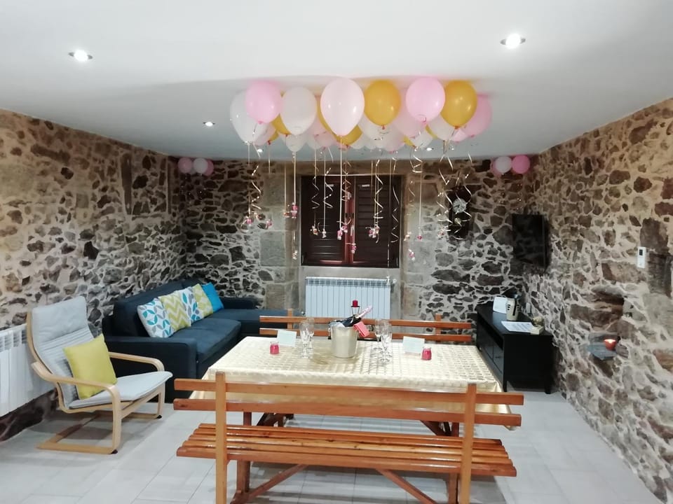 BUELIÑA DA CARBALLEIRA House in Galicia