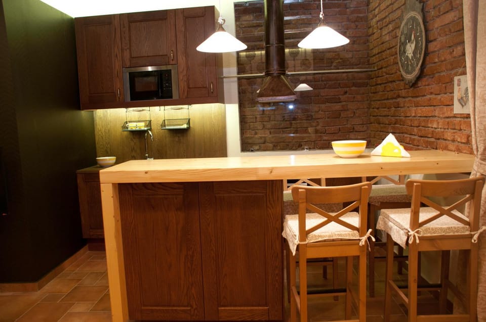 Kitchen or kitchenette