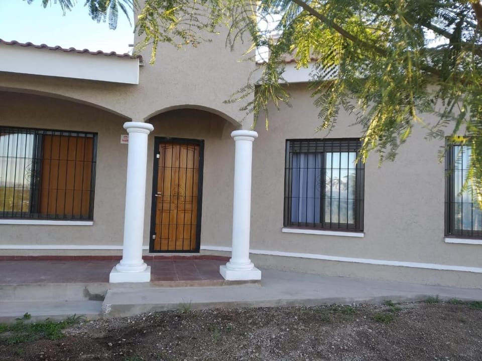 Property building, Facade/entrance, Off site