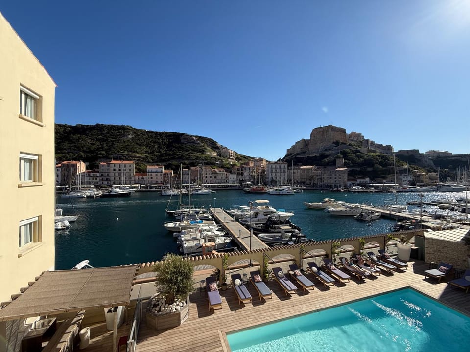 appartement climatisé vue panoramique sur port Bonifacio Apartment in Bonifacio