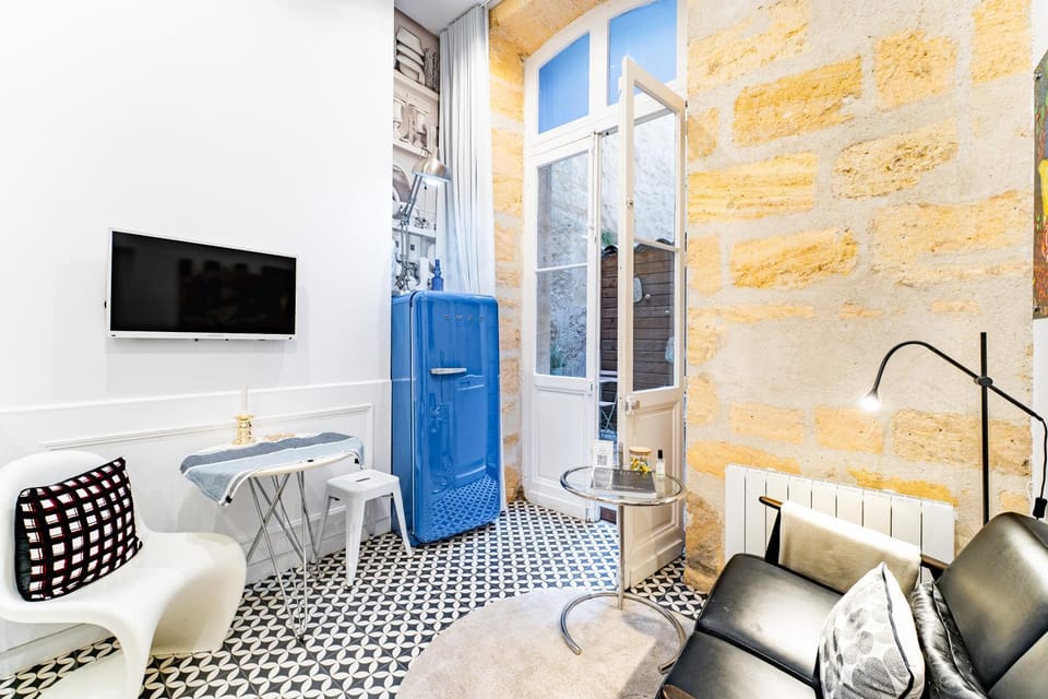 Magnifique Appartement Hypercentre avec Terrasse Apartment in Bordeaux