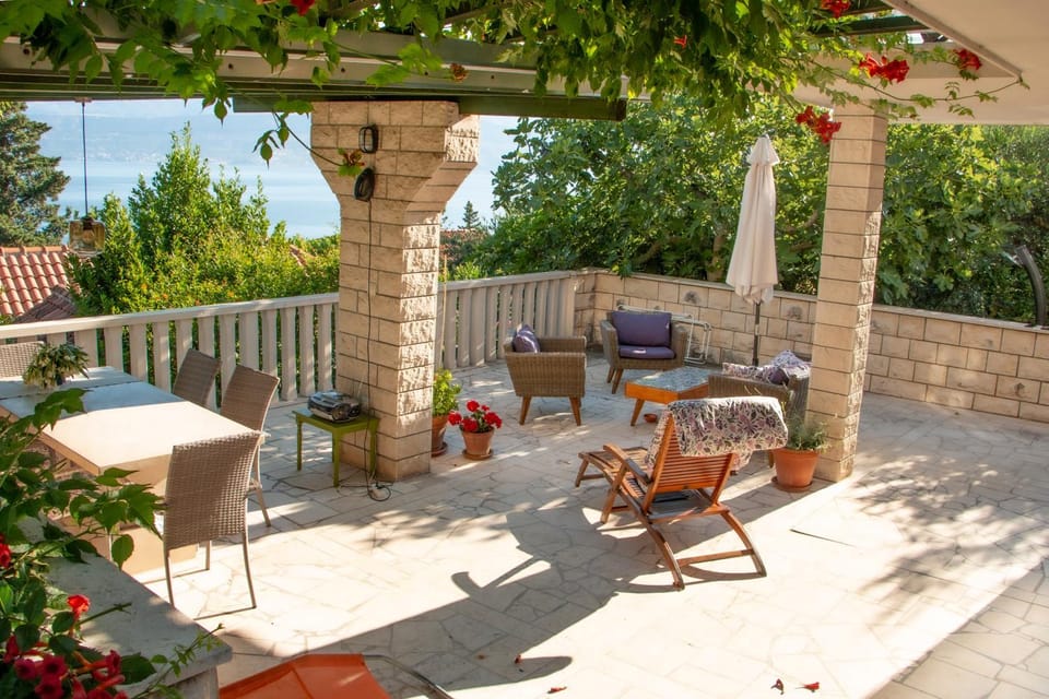 View (from property/room), Balcony/Terrace