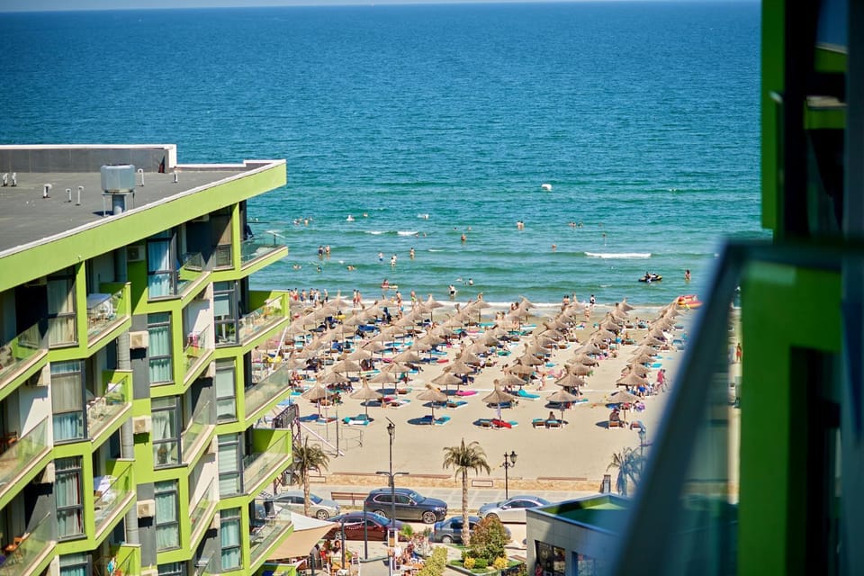 Sea Shore apartments - Spa n Pools beach resort Apartment in Constanța County