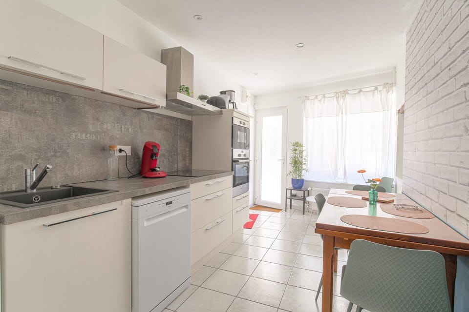 Kitchen or kitchenette, stove