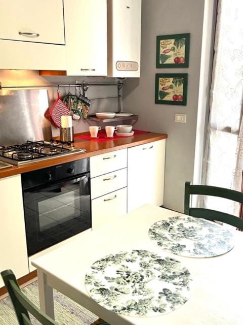 Monolocale ai piedi di Città Alta Apartment in Bergamo