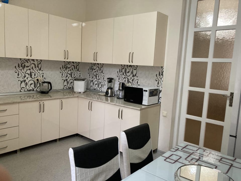 Coffee/tea facilities, Kitchen or kitchenette, Dining area, minibar, pet friendly, stove, toaster