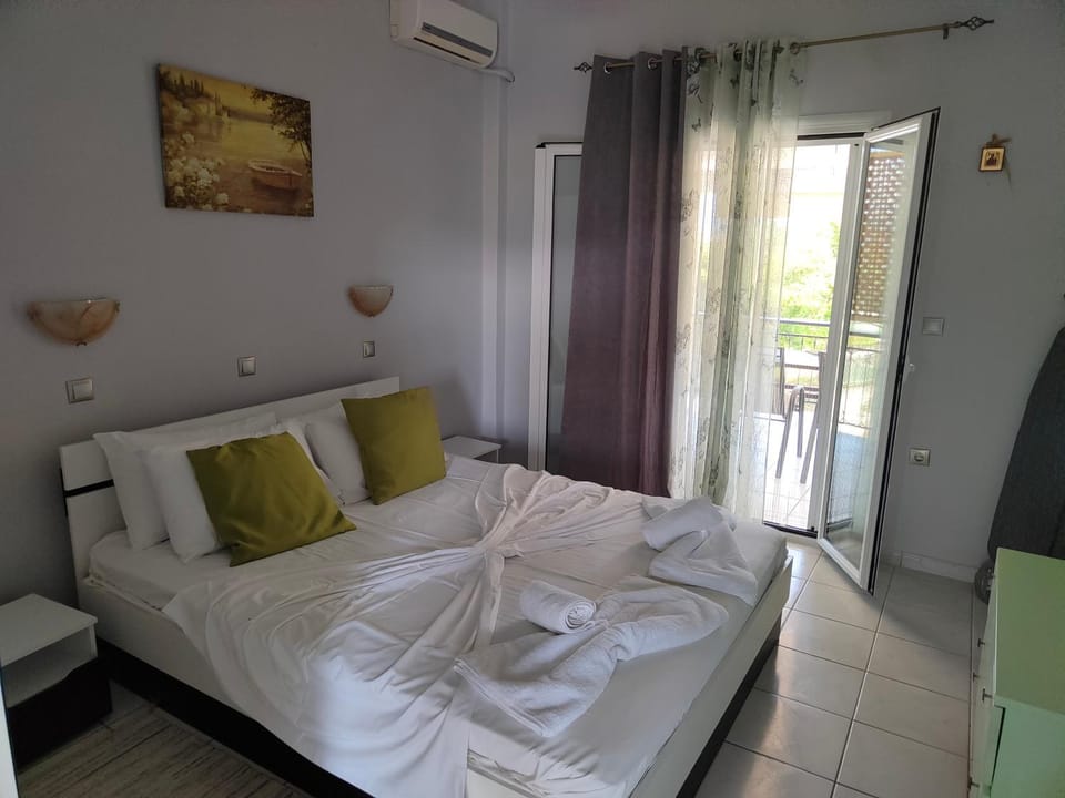 Asprokavos beach apartment and studio Apartment in Corfu, Greece