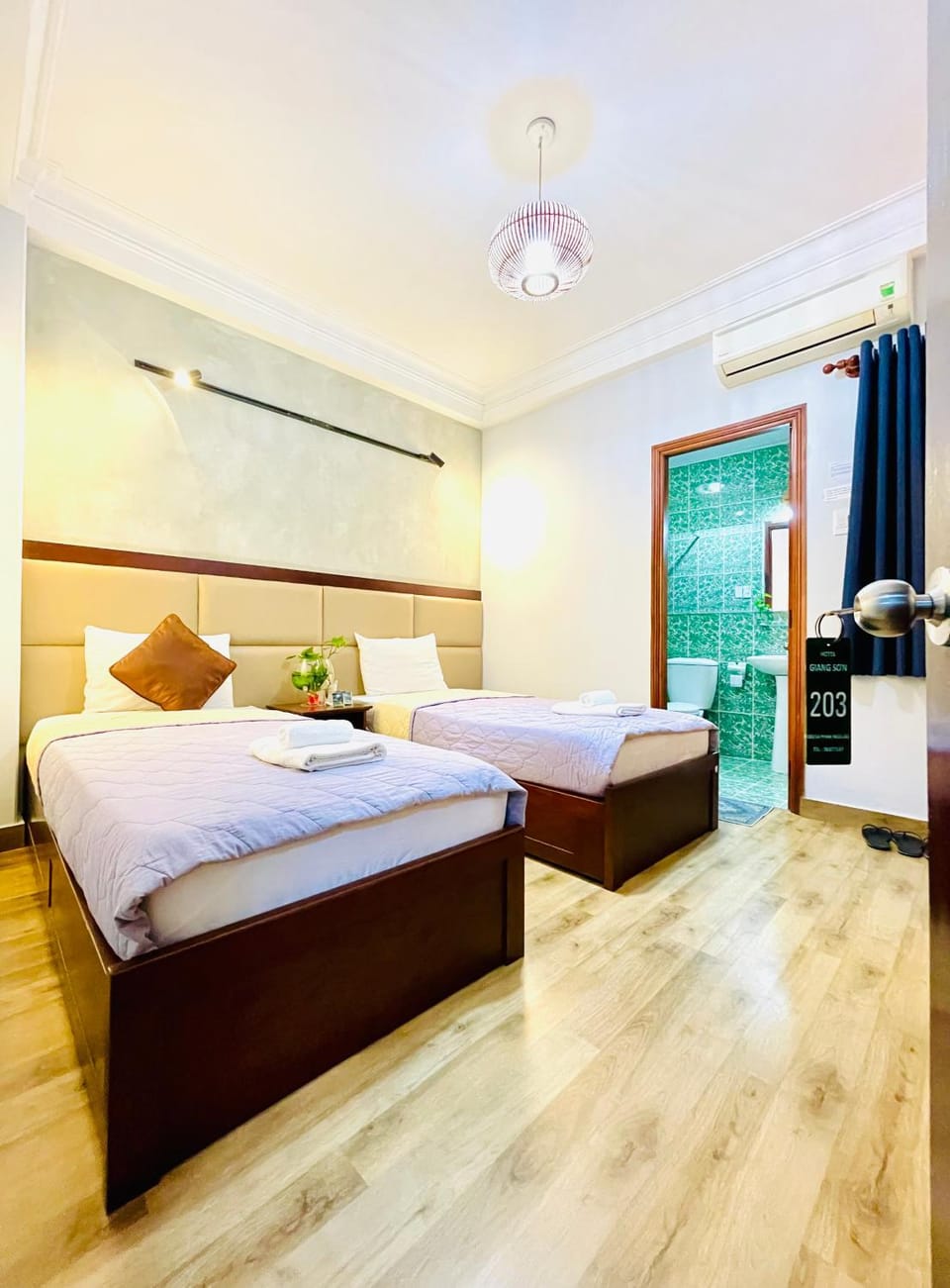 Giang Sơn Hotel 江山民宿范五老街胡志明市 Hotel in Ho Chi Minh City